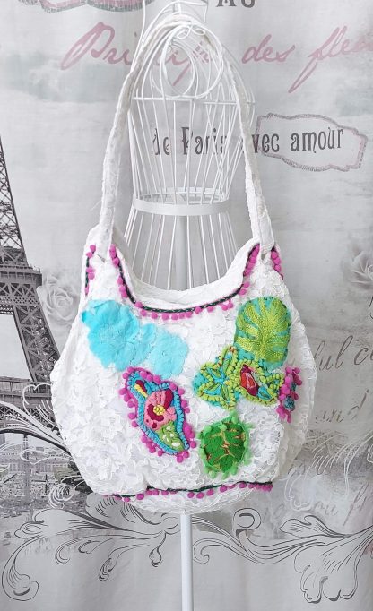 Borsa grande in pizzo bianco con applicazioni colorate - immagine 3