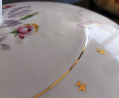 Zuppiera in porcellana bianca e oro con decoro fiori - vintage - immagine 8