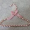 Gruccia con perle per abitini pet rosa - immagine 2