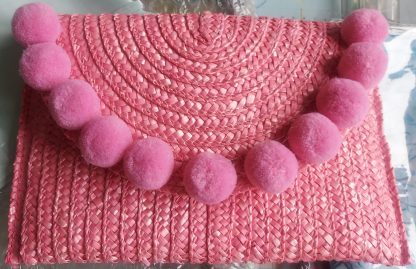 Pochette cartapaglia con pom-pom - immagine 2