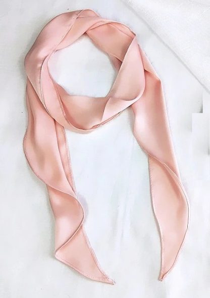 Sciarpa sottile da annodare al collo rosa - immagine 2