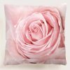 Copricuscino con grande rosa - immagine 2
