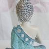 Buddha seduto con abito turchese - immagine 4