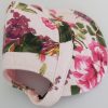 Cappello per cani bianco a fiori rosa - immagine 3